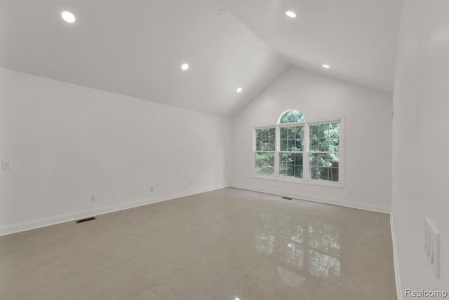 47974 Deer Trail Drive, Canton, MI 48187