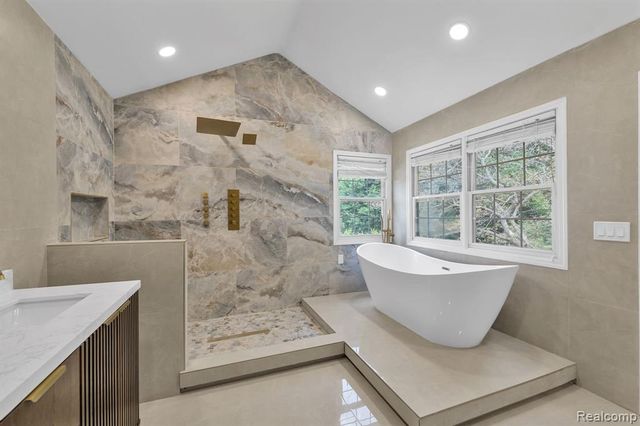 47974 Deer Trail Drive, Canton, MI 48187