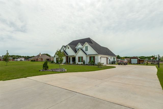 2255 County Road 377, Van Alstyne, TX 75495