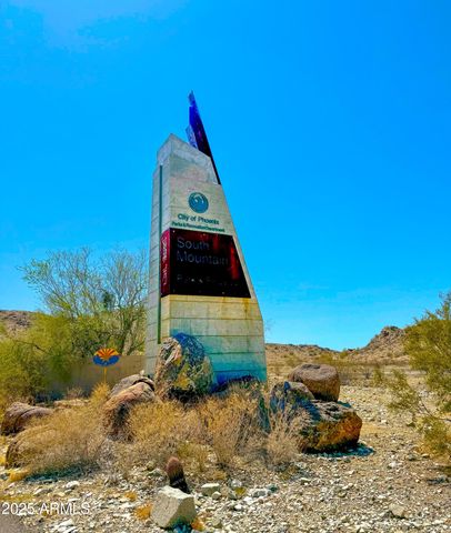 3903 E MELODY Drive, Phoenix, AZ 85042