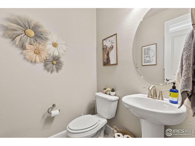 8358 Howell St B, Arvada, CO 80005