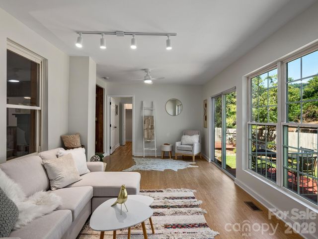 304 Old Haw Creek Road, Asheville, NC 28805