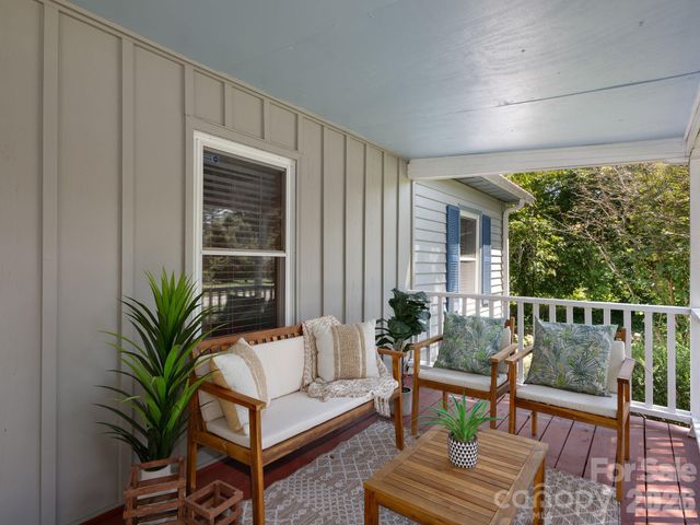 304 Old Haw Creek Road, Asheville, NC 28805