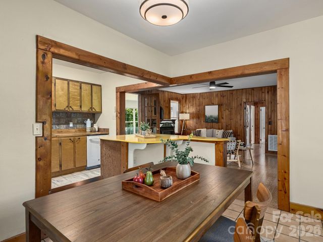 304 Old Haw Creek Road, Asheville, NC 28805