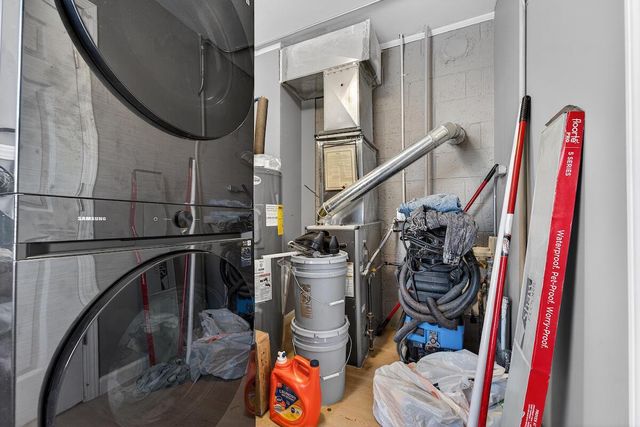 5720 W Thurston AVENUE, Milwaukee, WI 53218