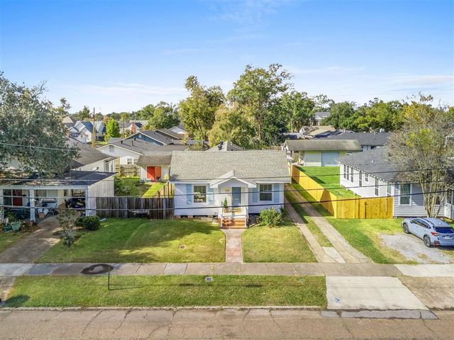 1410 Louisiana Avenue, Lake Charles, LA 70601