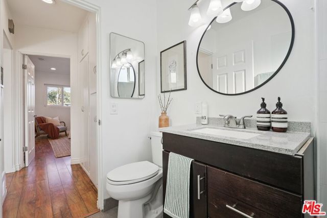 4408 Franklin Avenue 5, Los Angeles, CA 90027