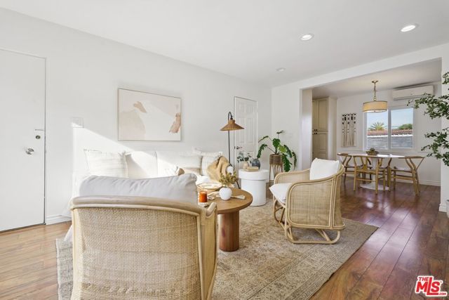 4408 Franklin Avenue 5, Los Angeles, CA 90027