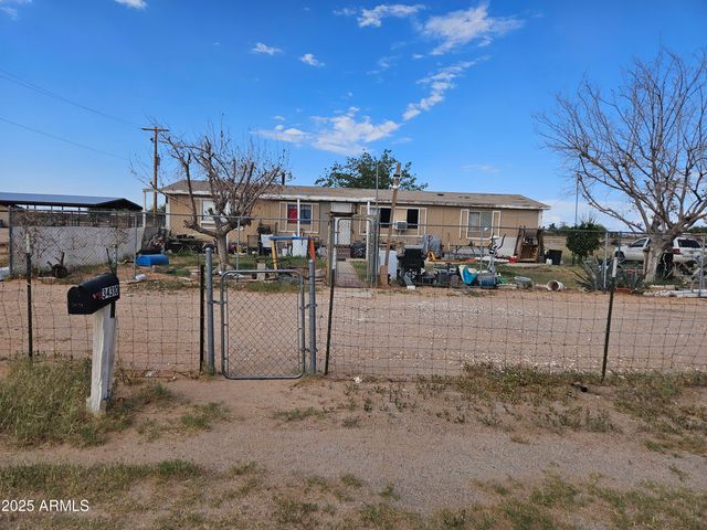34286 W MACHO Road, Stanfield, AZ 85172