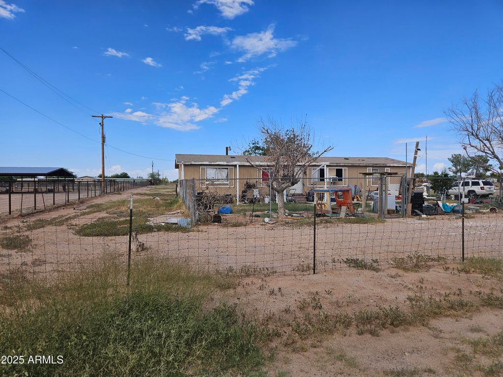 34286 W MACHO Road, Stanfield, AZ 85172