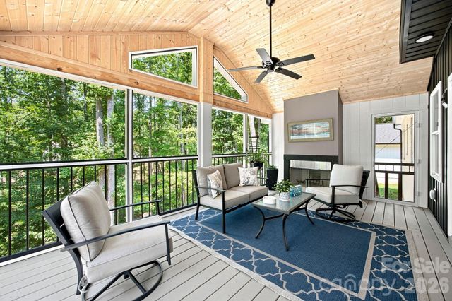 116 Harbor Ridge Drive, Statesville, NC 28677