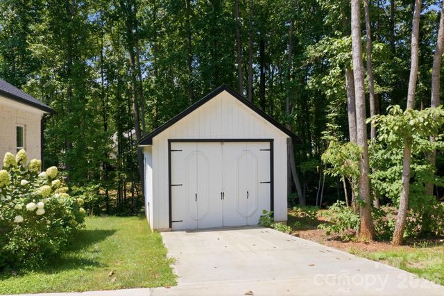 116 Harbor Ridge Drive, Statesville, NC 28677