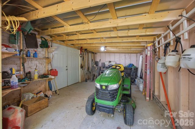 116 Harbor Ridge Drive, Statesville, NC 28677