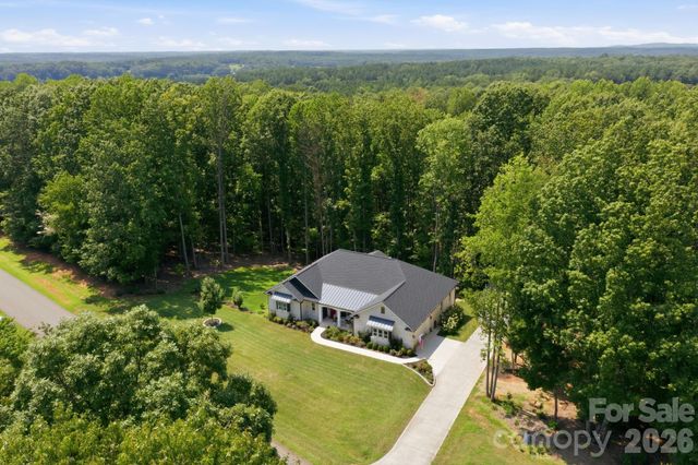 116 Harbor Ridge Drive, Statesville, NC 28677