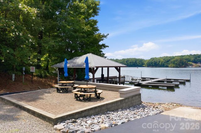 116 Harbor Ridge Drive, Statesville, NC 28677