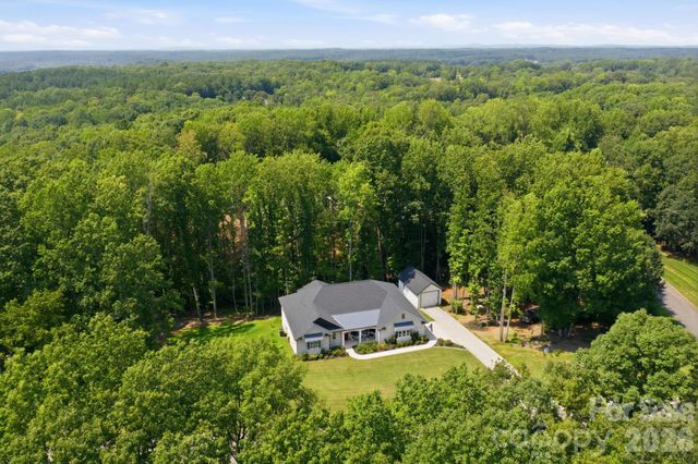 116 Harbor Ridge Drive, Statesville, NC 28677