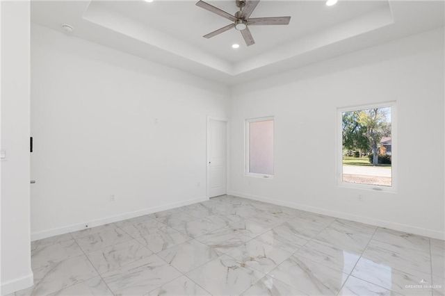 1085 S 12th Street, Raymondville, TX 78580