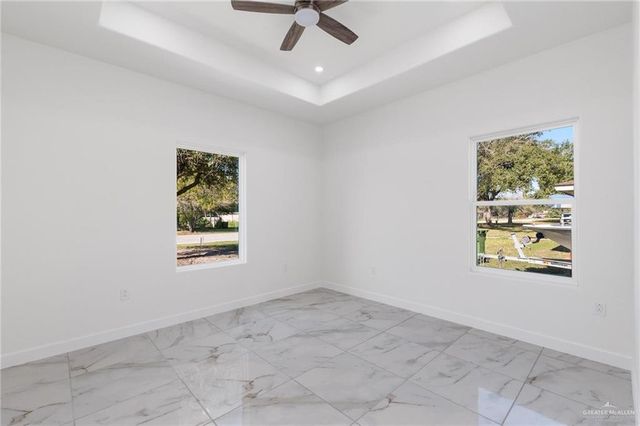 1085 S 12th Street, Raymondville, TX 78580