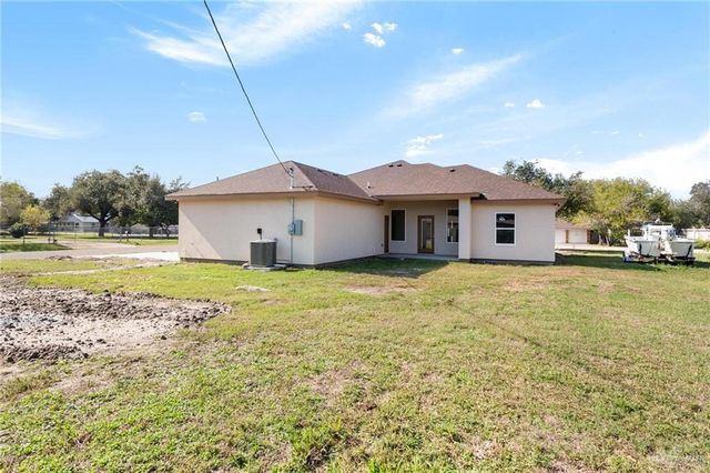 1085 S 12th Street, Raymondville, TX 78580
