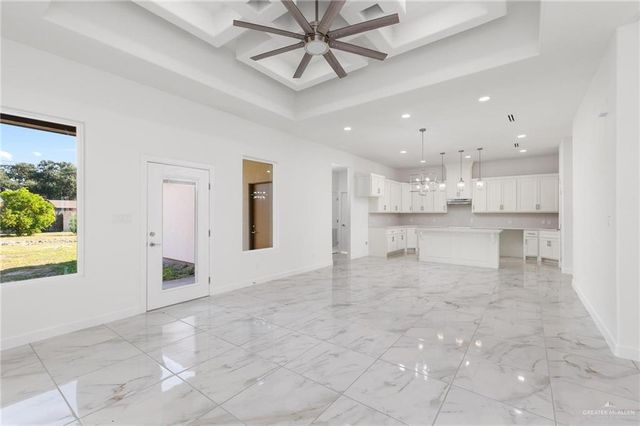 1085 S 12th Street, Raymondville, TX 78580