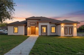 1085 S 12th Street, Raymondville, TX 78580