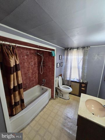 1535 ELMWOOD AVE, Folcroft, PA 19032