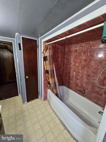 1535 ELMWOOD AVE, Folcroft, PA 19032