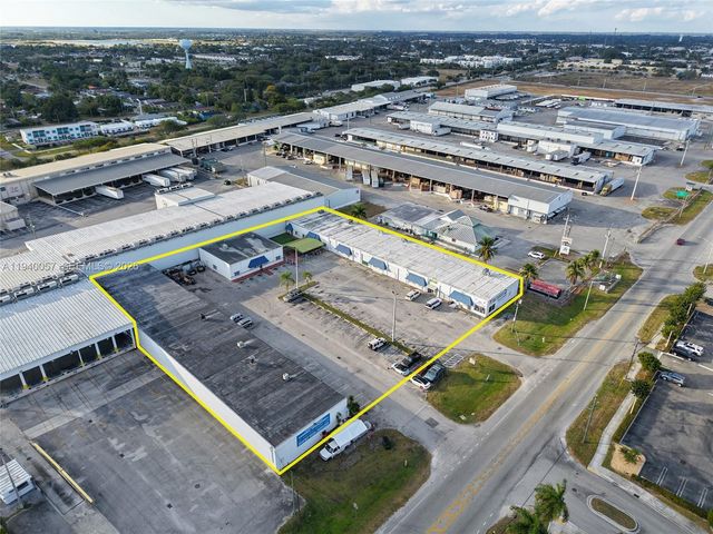 210 N Krome Ave, Florida City, FL 33034