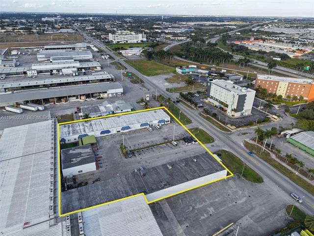 210 N Krome Ave, Florida City, FL 33034