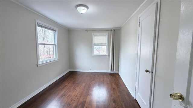 40 Greenvale Circle, White Plains, NY 10607