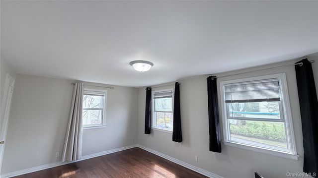 40 Greenvale Circle, White Plains, NY 10607