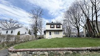 40 Greenvale Circle, White Plains, NY 10607