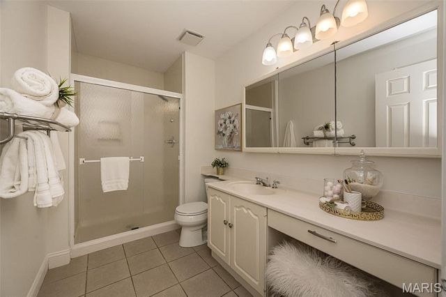357 Cooperstown Drive, Chesterfield, MO 63017