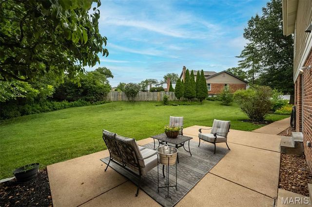 357 Cooperstown Drive, Chesterfield, MO 63017