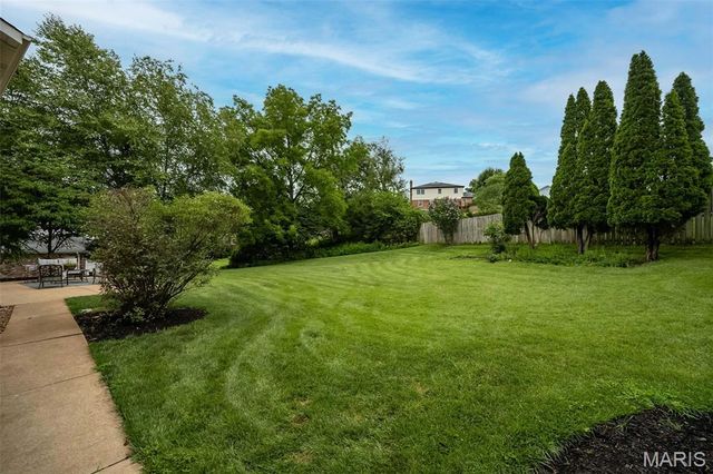 357 Cooperstown Drive, Chesterfield, MO 63017