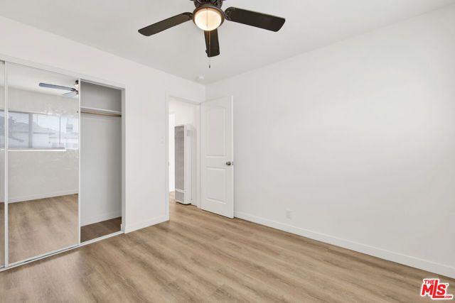 1525 W 105th Street, Los Angeles, CA 90047