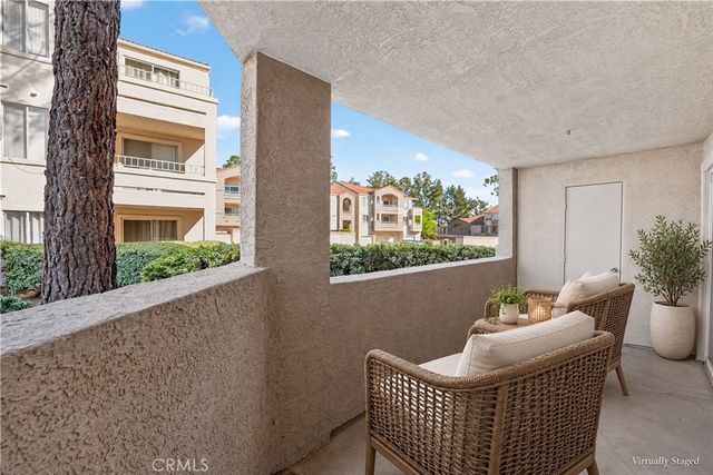 1010 La Terraza Circle 101, Corona, CA 92879