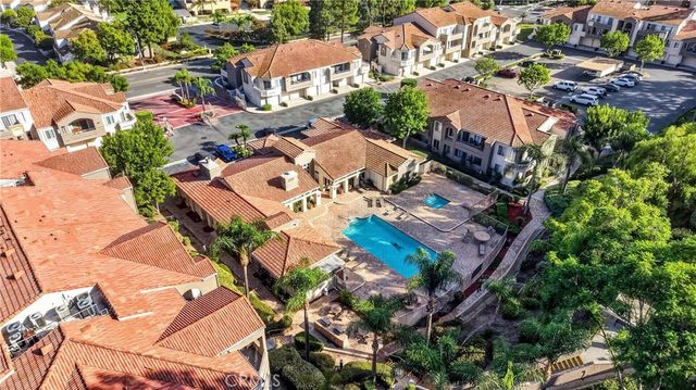 1010 La Terraza Circle 101, Corona, CA 92879