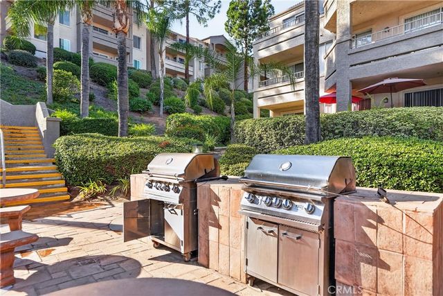 1010 La Terraza Circle 101, Corona, CA 92879