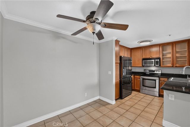 1010 La Terraza Circle 101, Corona, CA 92879