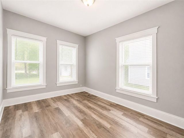 4546 S Benton Avenue, Kansas City, MO 64130