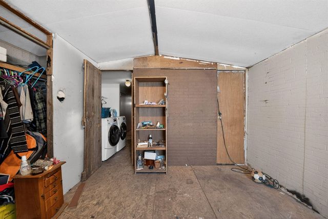 4202 N 120th Avenue, Hart, MI 49420