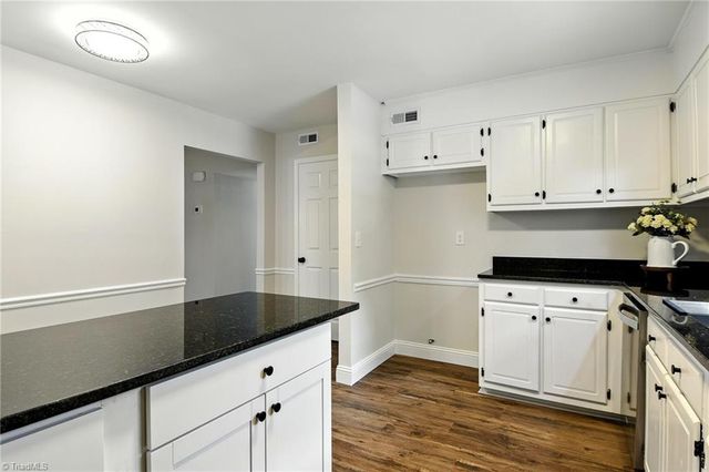 3969 Valley Court A, Winston-salem, NC 27106