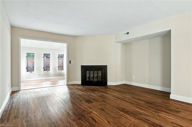 3969 Valley Court A, Winston-salem, NC 27106