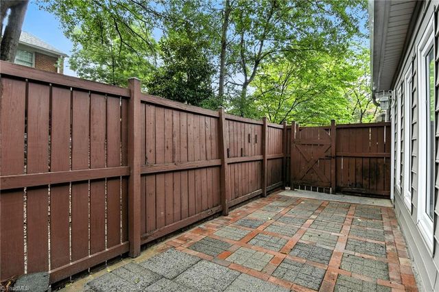 3969 Valley Court A, Winston-salem, NC 27106