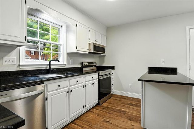 3969 Valley Court A, Winston-salem, NC 27106