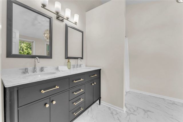 116 Yorkshire Court, Easley, SC 29642