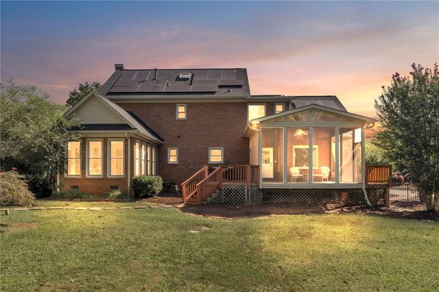 116 Yorkshire Court, Easley, SC 29642