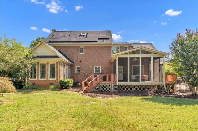 116 Yorkshire Court, Easley, SC 29642