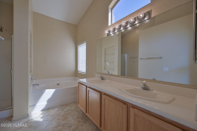 2468 E Stone Stable Drive, Tucson, AZ 85737